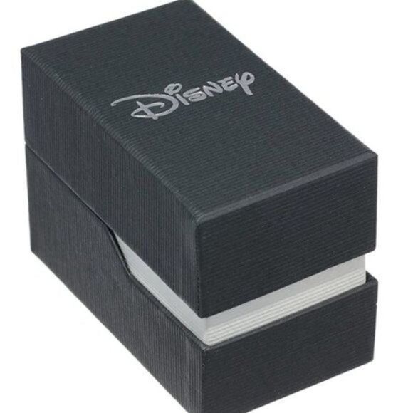 Women's Disney Minnie Mouse Red Faux Leather Buckle Watch - Picture 10 of 12